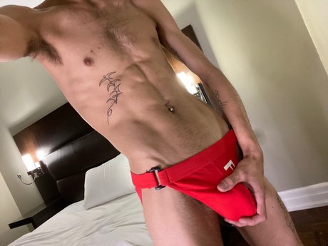 Niles_ nude pornstar photo