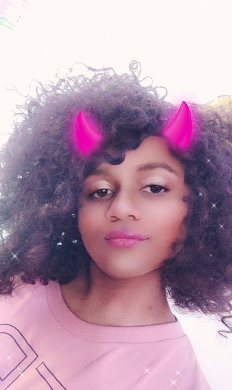 Nikki Rue beautiful actress pictures