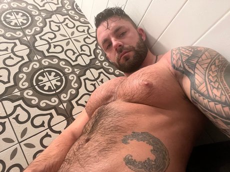 Him and His model pretty picture