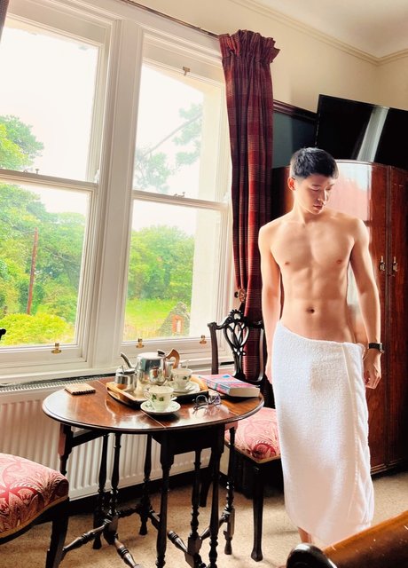 Pierre Bizarre model sexy galleries