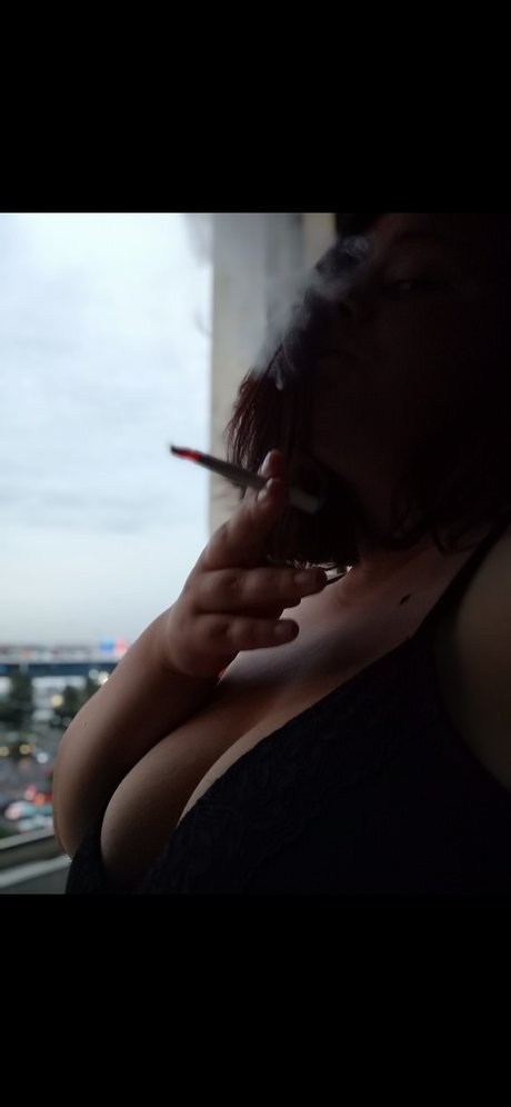 Petite Ella_ model pornographic image