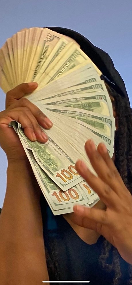 Quietlysmoking_ model photos