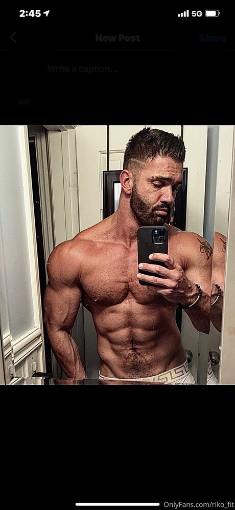 Riccco model nudes images