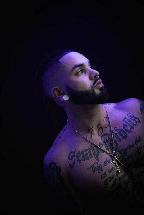 reuben espada perfect model img