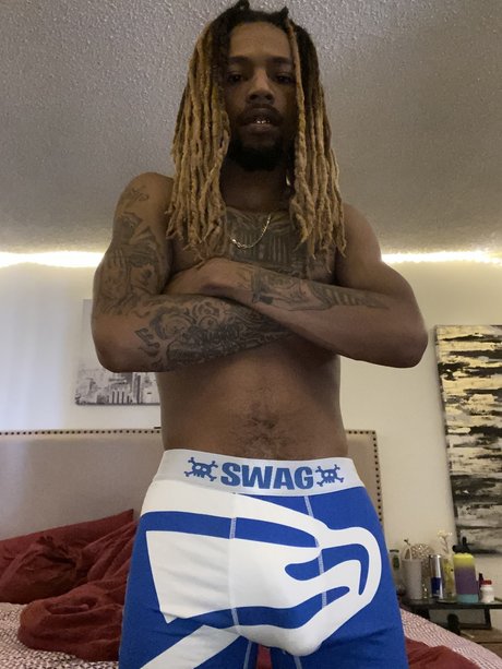 RellyOn pornstar nudes photo