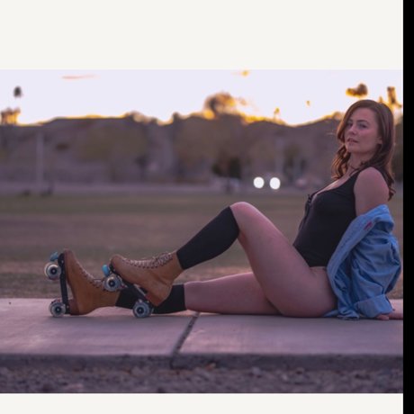 Raven Magnolia pornstar top img