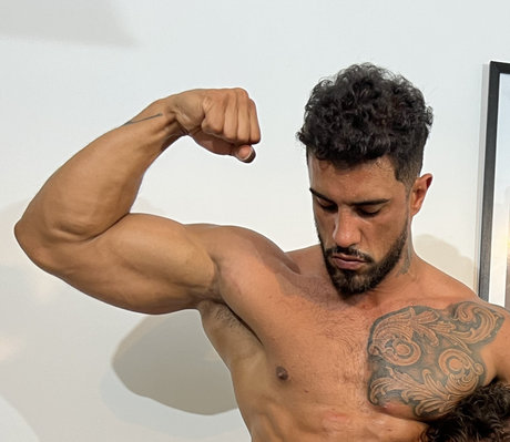 MorochoVIP naked pornstar picture