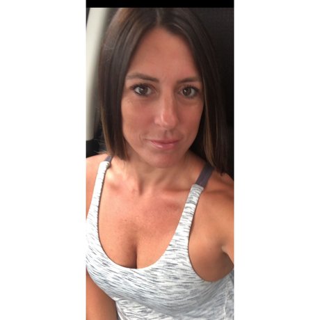 April Marie pornstar hot images