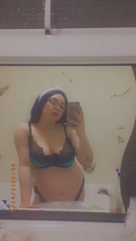 Amy Mai model nice pic