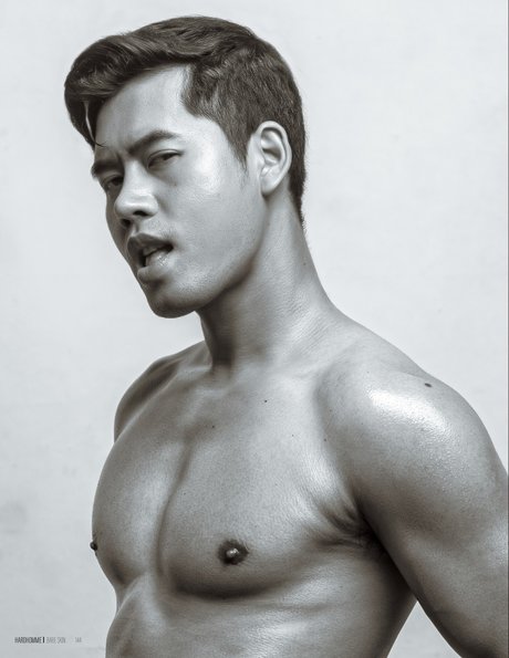 ronapichat free pretty model picture