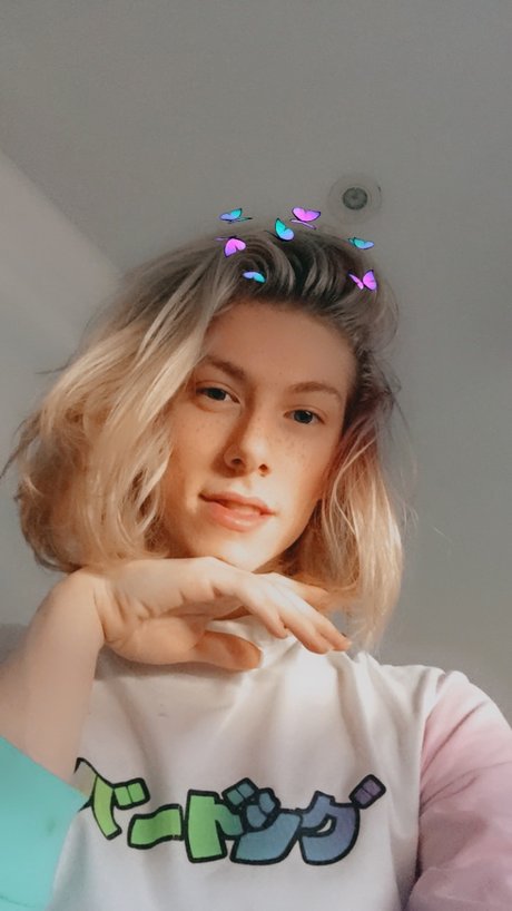 Ash Jones sex model galleries