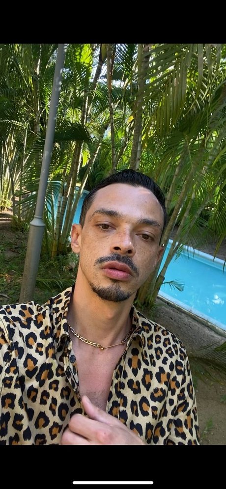 Maudeluxe pornstar sex pic