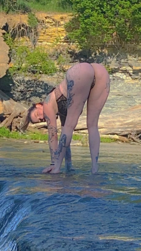 MaryJayne model sexy photos