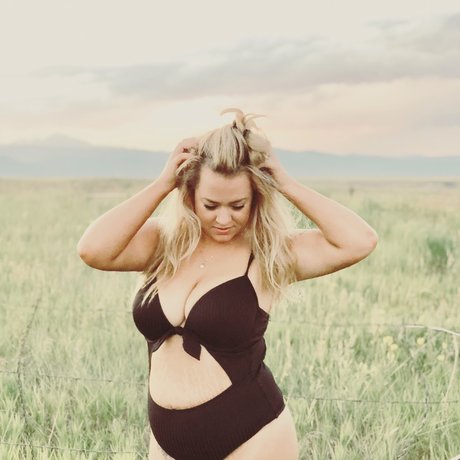 BlakeRyann sexy actress archive