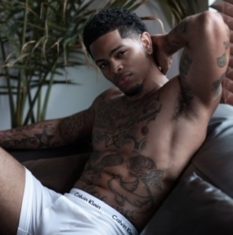 Mechie star naked photos