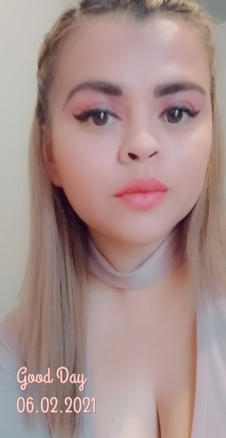 America L pez pretty star archive