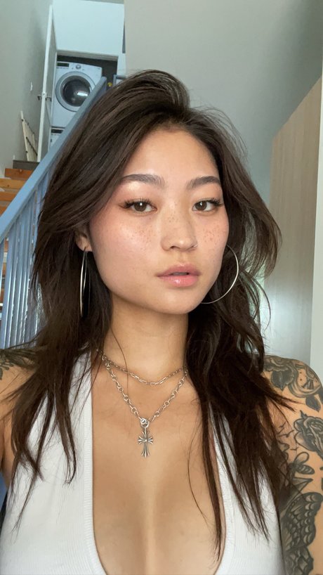 Mae Col star top galleries