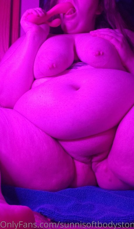 sunnisoftbodystoner star sex picture