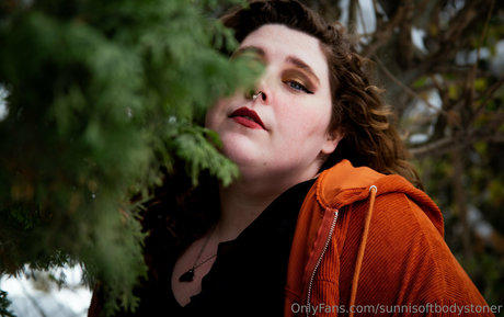 sunnisoftbodystoner hd star photo