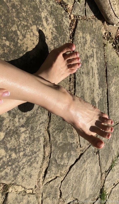 angelikarougefree naked star picture