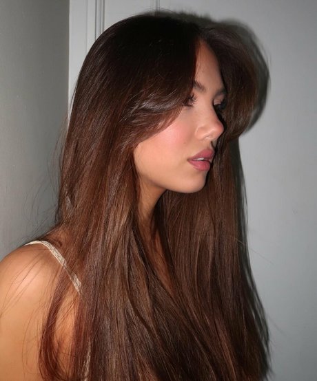 Saoirse Alicia Behzadi erotic star photo