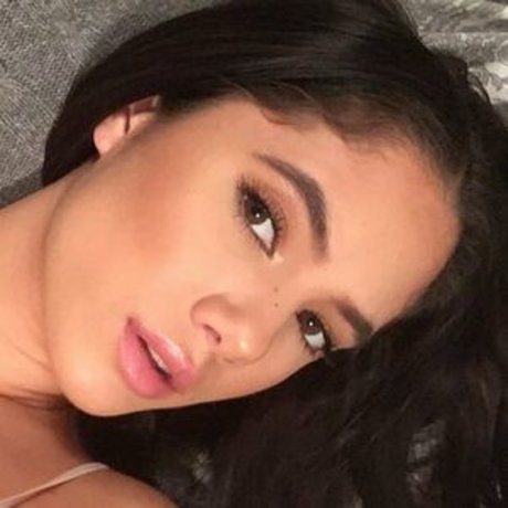 Saoirse Alicia Behzadi star perfect galleries