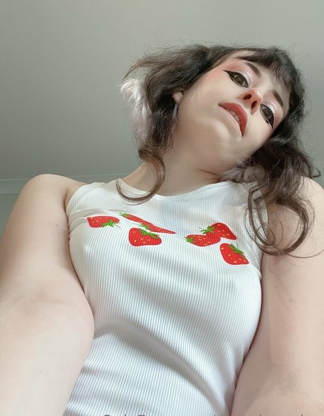 Strawberryjaz star sexy photo
