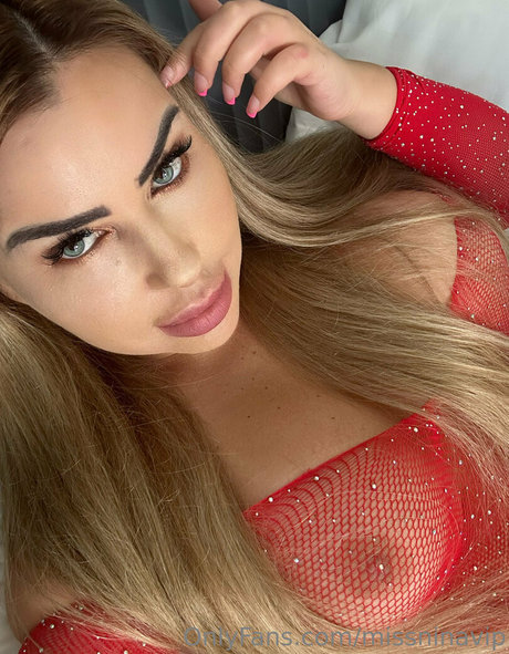 missninavip model picture