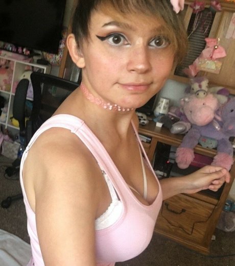 Krissipookie pornstar hot pictures