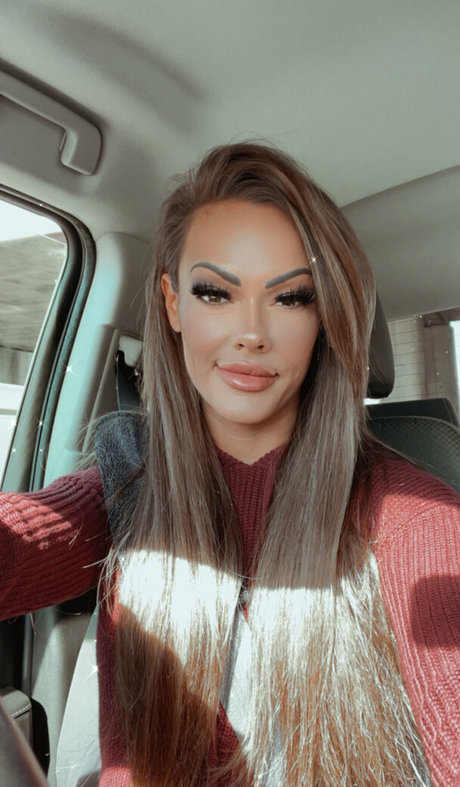 ailadonovannn sex star photo