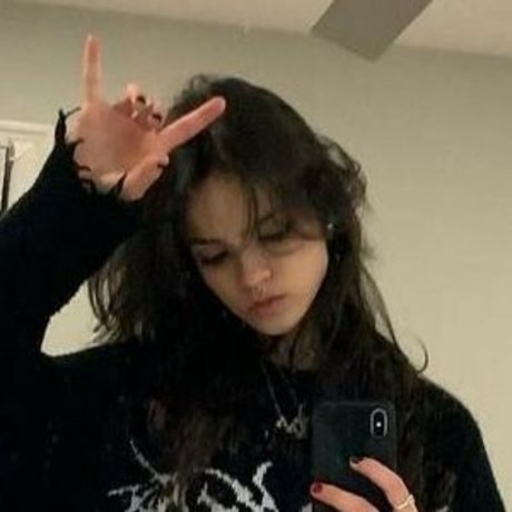 Ari Abdul model naked pics