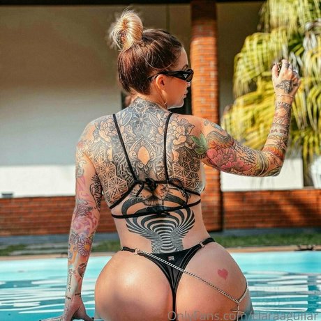 claraaguilar exclusive model img