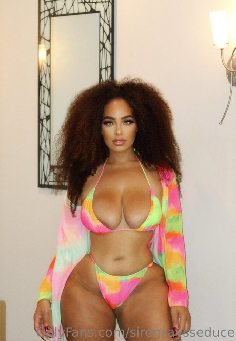 sirensaysseduce high quality star pic