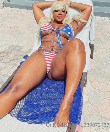 Chanya The Body star erotic pic