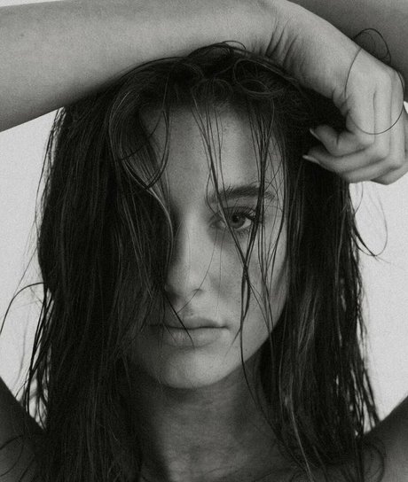 Sarah Waddles sex star images