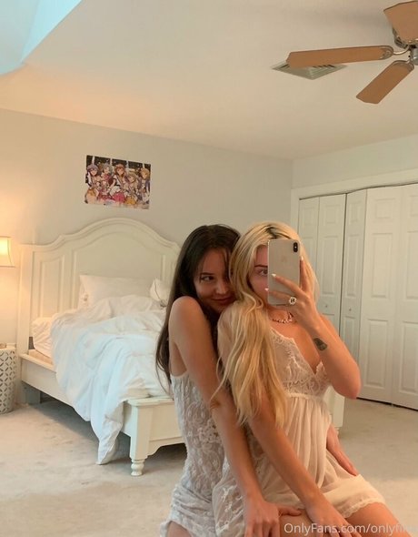 sooofina high quality pornstar pics