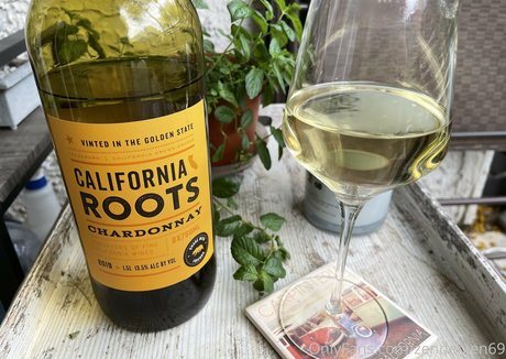 zendenjen69 naked pornstar gallery