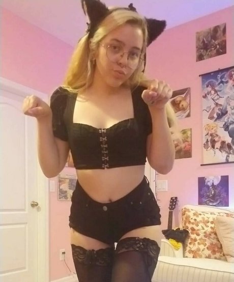 Lvkrd pornstar pretty image