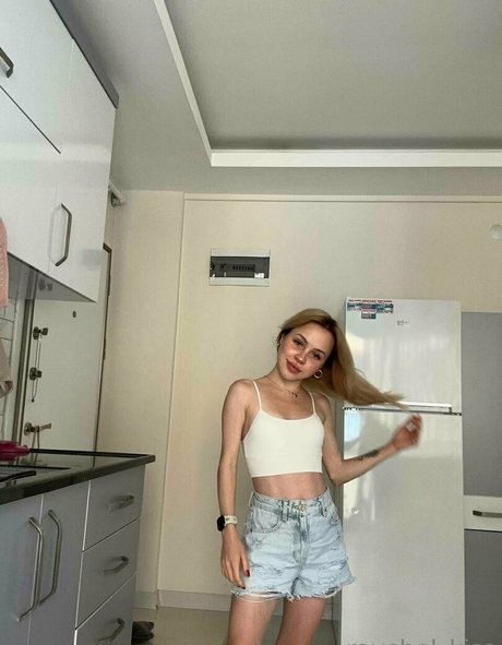 raychel kiss perfect pornstar photos