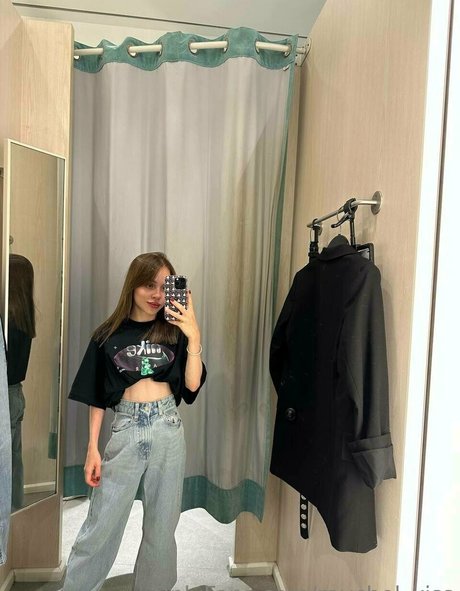 raychel kiss star nice galleries