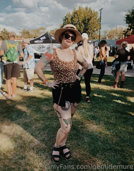 gemidemure star adult pictures