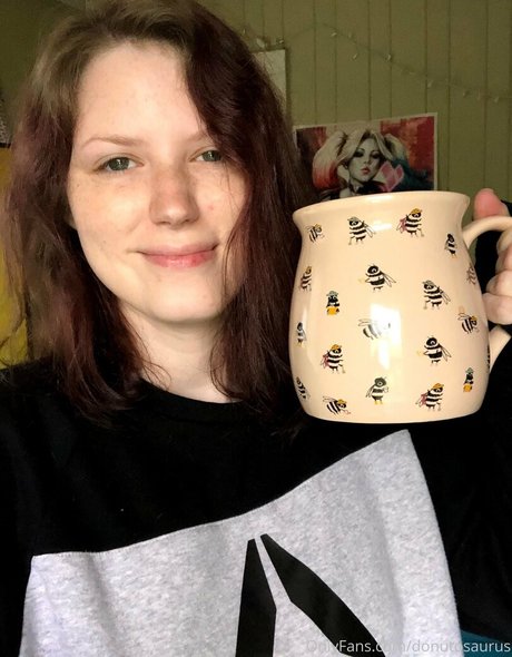 donutosaurus pornstar sexy photos