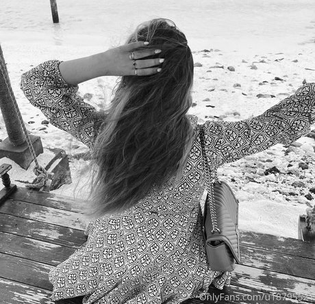 Dianaholiday nude model image