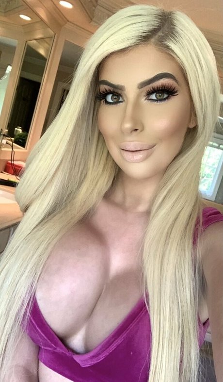 alexandrabunnyxo exclusive pornstar gallery