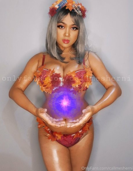 callmesherni pretty model img