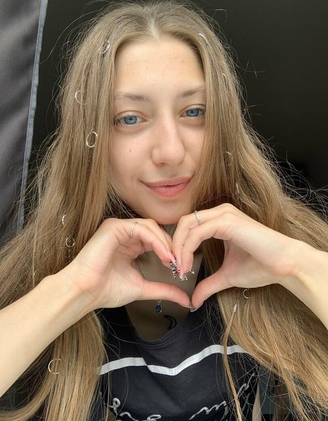 alexasecrets art actress pics