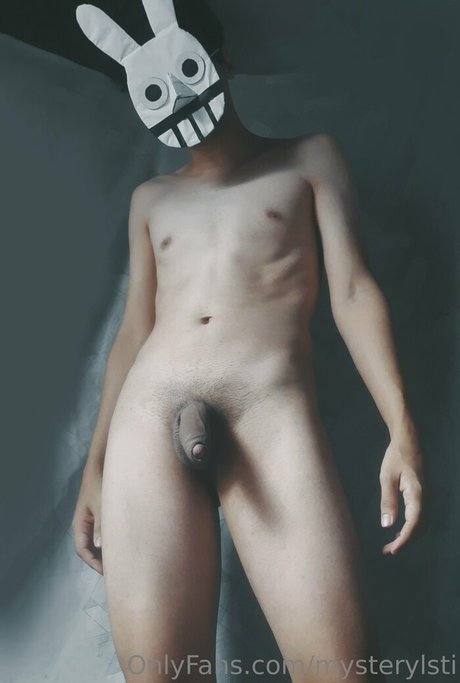 mysterylsti model pornographic photos