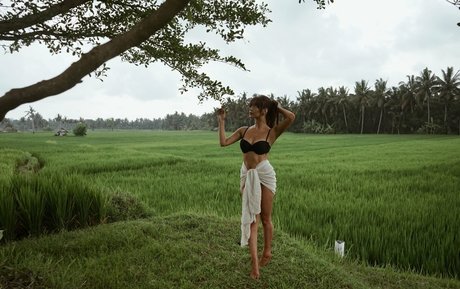 LottieLion nice pornstar archive