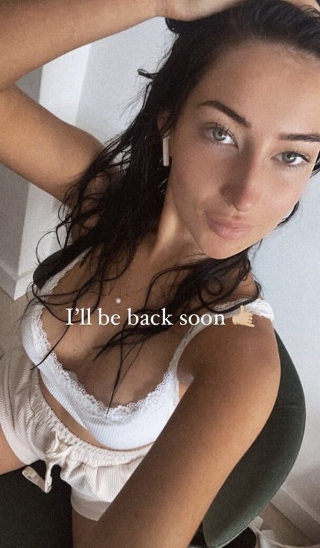 LottieLion free star img