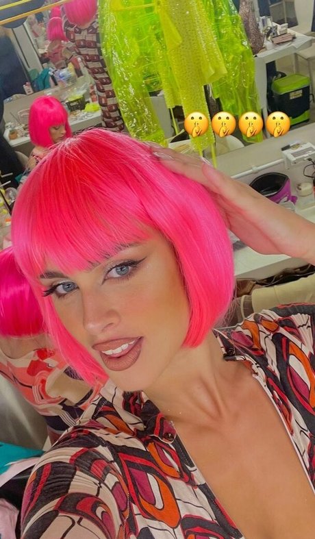 Meeryo7 model naked pics